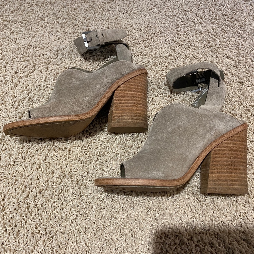 Marc Fisher Heels